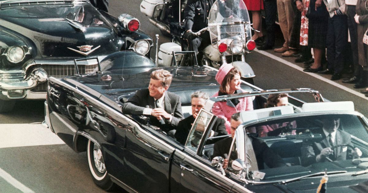 1385120056000-ap-jfk-anniversary-001