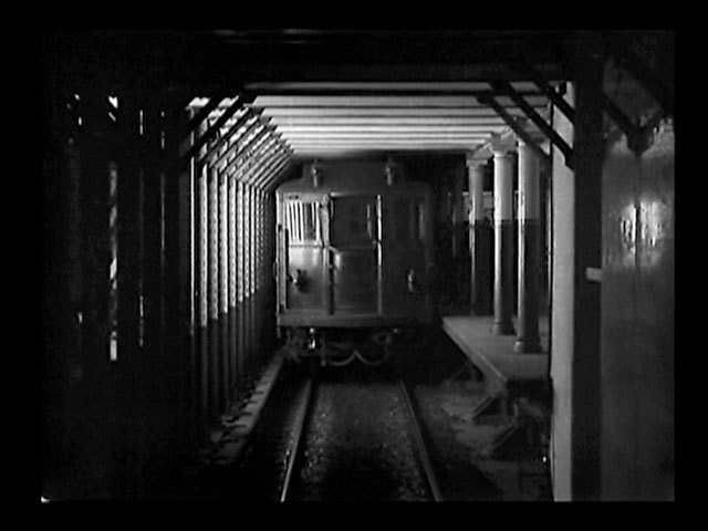 t1-interior-new-york-subway-1905-image-normal